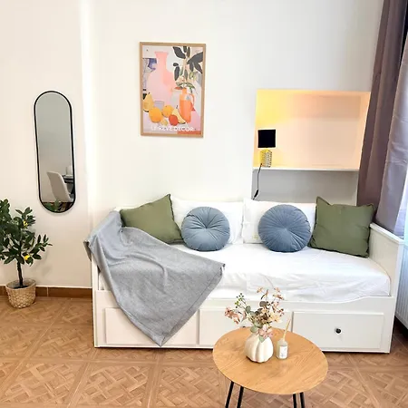 Free Parking- Cozy In Wenceslas Square براغ